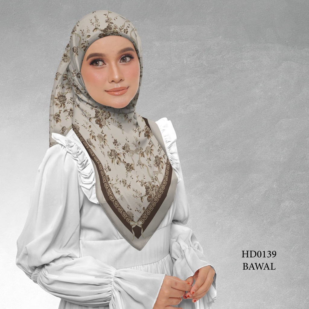 Tudung Bawal (Square Hijab) in HD0139