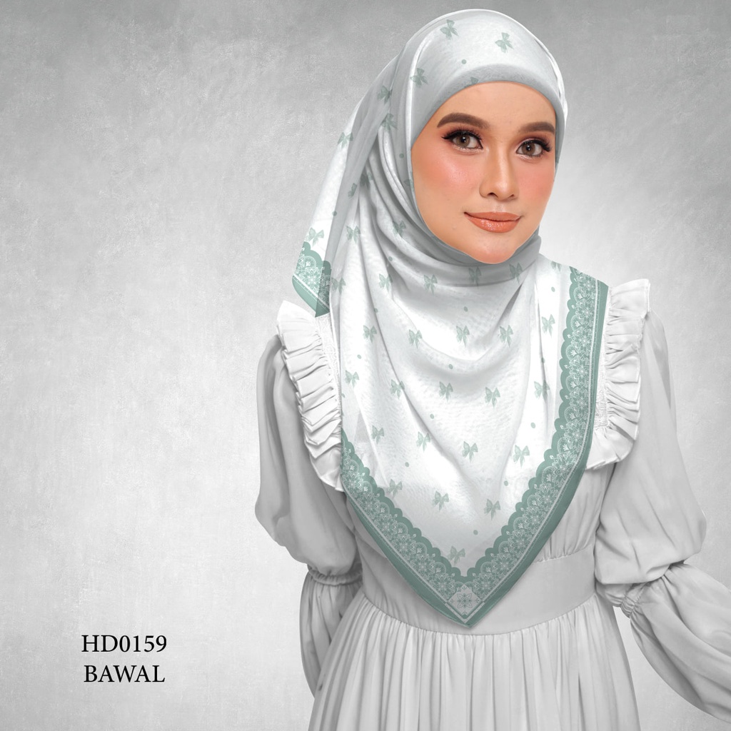 Tudung Bawal (Square Hijab) in HD0159